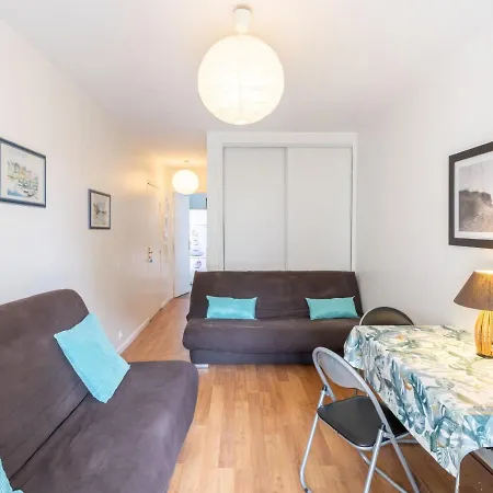 Studio 2000 By Interhome